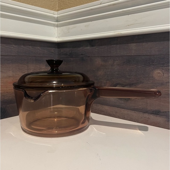 Corningware Other - Vintage Visions Corning Ware Amber 1L Saucepan With Spout Pyrex Lid